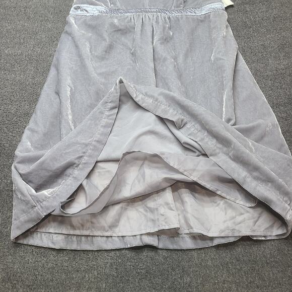 Liz‎ Lange Maternity Dress Womens Small Silver Velvet Sequin Strap V Neck A-Line - Picture 5 of 12